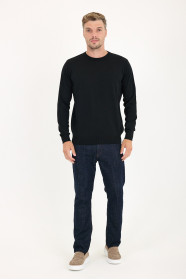 Black Crew Neck Wool Knit Sweater