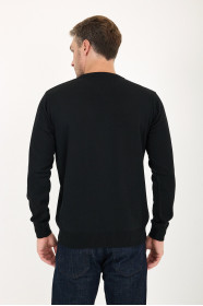 Black Crew Neck Wool Knit Sweater