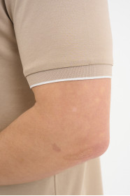 Bosmenti Crew Neck Short Sleeve T-Shirt - BEIGE