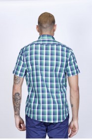 COTTON SHIRT IN GREEN COLOUR, SHORT SLEEVES, AND REGULAR FIT MOLD.