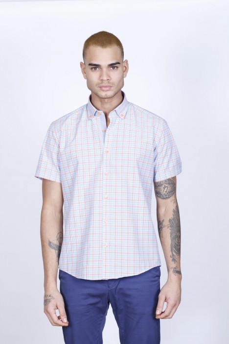 COTTON SHIRT IN TURQUOISE COLOUR, SHORT SLEEVES, AND REGULAR FIT MOLD.
