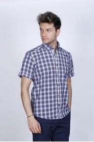 COTTON SHIRT IN BROWN COLOUR, SHORT SLEEVES, AND REGULAR FIT MOLD.