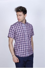 COTTON SHIRT IN SAX BLUE COLOUR, SHORT SLEEVES, AND REGULAR FIT MOLD.