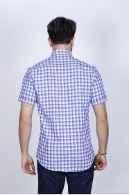 COTTON SHIRT IN SAX BLUE COLOUR, SHORT SLEEVES, AND REGULAR FIT MOLD.