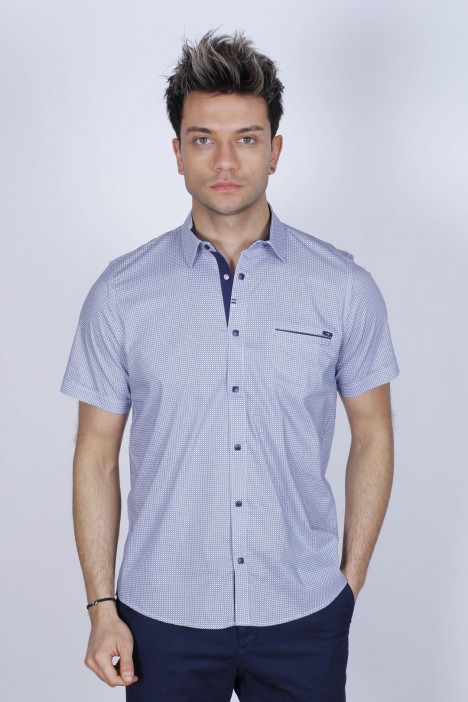 SPORT COTTON SHIRT IN WHITE COLORED, SHORT SLEEVE, SNAP-BUTTON ON THE FRONT.