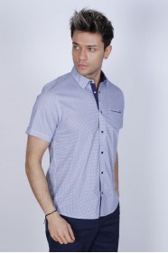 SPORT COTTON SHIRT IN WHITE COLORED, SHORT SLEEVE, SNAP-BUTTON ON THE FRONT.
