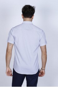 SPORT COTTON SHIRT IN WHITE COLORED, SHORT SLEEVE, SNAP-BUTTON ON THE FRONT.