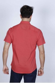 SPORT COTTON SHIRT IN RED COLORED, SHORT SLEEVE, SNAP-BUTTON ON THE FRONT.