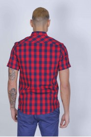 SPORT COTTON SHIRT IN RED COLORED, SHORT SLEEVE, SNAP-BUTTON ON THE FRONT.