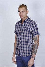 SPORT COTTON SHIRT IN BROWN COLORED, SHORT SLEEVE, SNAP-BUTTON ON THE FRONT.