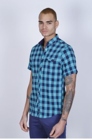 SPORT COTTON SHIRT IN TURQUOISE COLORED, SHORT SLEEVE, SNAP-BUTTON ON THE FRONT.