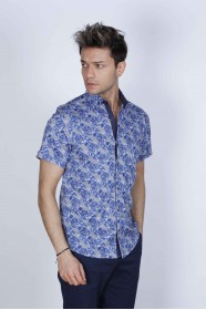 CREAM COLORED, SPORT COTTON SHIRT, SHORT SLEEVE, BUTTON FASTENING ON THE FRONT
