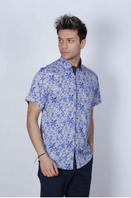 SPORT COTTON SHIRT, SHORT SLEEVE, BUTTON FASTENING ON THE FRONT. CREAM