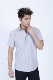 COTTON SHIRT IN GREY COLOUR, SHORT SLEEVES, AND REGULAR FIT MOLD.