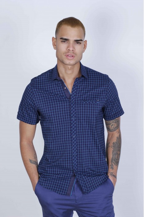 SPORT COTTON SHIRT IN MINT GREEN COLORED, SHORT SLEEVE, SNAP-BUTTON ON THE FRONT.