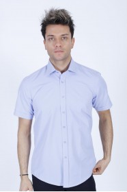 COTTON SHIRT IN BLUE COLOUR, SHORT SLEEVES, AND REGULAR FIT MOLD.