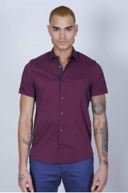 SPORT SHIRT WITH SHORT SLEEVE, CLOSURED FRONT SNAP-BUTTON FASTENING. BORDEAUX
