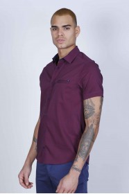 SPORT SHIRT WITH SHORT SLEEVE, CLOSURED FRONT SNAP-BUTTON FASTENING. BORDEAUX