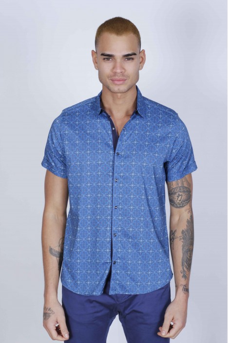 SPORT COTTON SHIRT IN MINT GREEN COLORED, SHORT SLEEVE, SNAP-BUTTON ON THE FRONT.