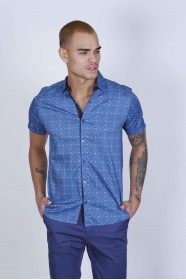 SPORT COTTON SHIRT IN MINT GREEN COLORED, SHORT SLEEVE, SNAP-BUTTON ON THE FRONT.