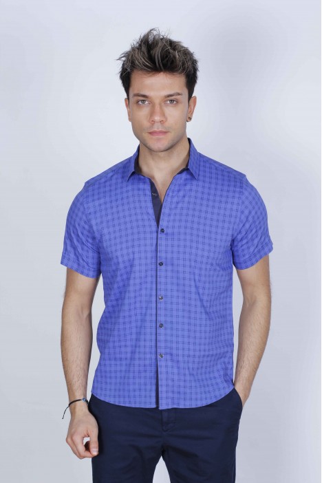 SPORT COTTON SHIRT IN SAX BLUE COLORED, SHORT SLEEVE, SNAP-BUTTON ON THE FRONT.