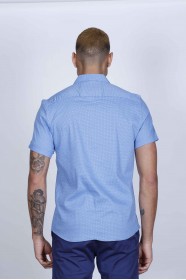 SPORT COTTON SHIRT IN BLUE COLORED, SHORT SLEEVE, SNAP-BUTTON ON THE FRONT.