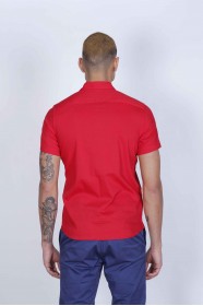 SLIM-FIT COTTON SHIRT IN RED COLORED, SHORT SLEEVE, SNAP-BUTTON ON THE FRONT.