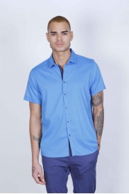 SPORT COTTON SHIRT IN SAX BLUE COLORED, SHORT SLEEVE, SNAP-BUTTON ON THE FRONT.