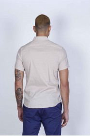 SPORT COTTON SHIRT IN CREAM, SHORT SLEEVE, SNAP-BUTTON ON THE FRONT.