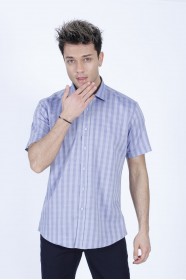 COTTON SHIRT IN INDIGO COLOUR, SHORT SLEEVES, AND REGULAR FIT MOLD.