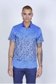 SPORT COTTON SHIRT IN BLUE COLORED, SHORT SLEEVE, SNAP-BUTTON ON THE FRONT.