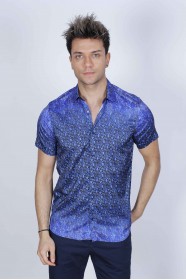 SPORT COTTON SHIRT IN PURPLE COLORED, SHORT SLEEVE, SNAP-BUTTON ON THE FRONT.