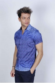 SPORT COTTON SHIRT IN PURPLE COLORED, SHORT SLEEVE, SNAP-BUTTON ON THE FRONT.