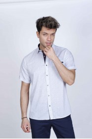SPORT COTTON SHIRT IN NAVY BLUE COLORED, SHORT SLEEVE, SNAP-BUTTON ON THE FRONT.
