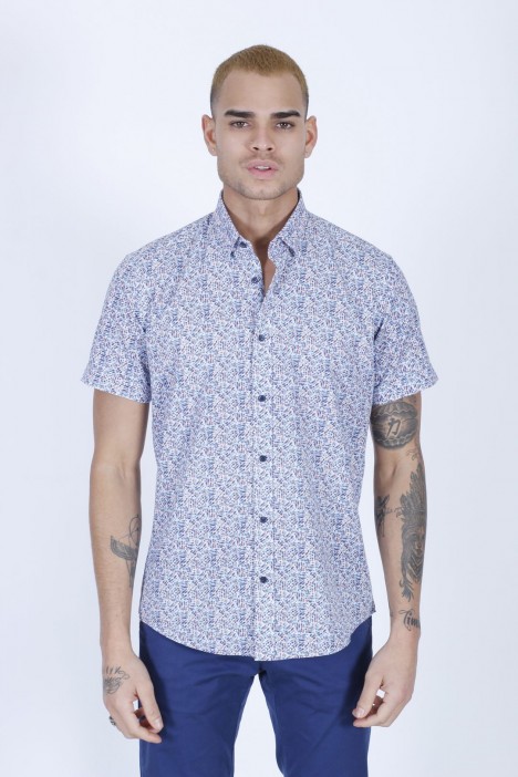 COTTON SHIRT IN PARLIAMENT COLOUR, SHORT SLEEVES, AND REGULAR FIT MOLD.