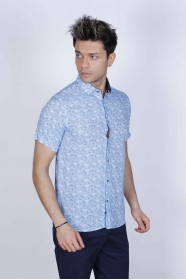 SHORT SLEEVES AND BUTTONS ON THE FRONT. BAMBOO SHIRT. WHITE