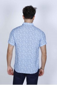 SHORT SLEEVES AND BUTTONS ON THE FRONT. BAMBOO SHIRT. WHITE