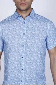 SHORT SLEEVES AND BUTTONS ON THE FRONT. BAMBOO SHIRT. WHITE