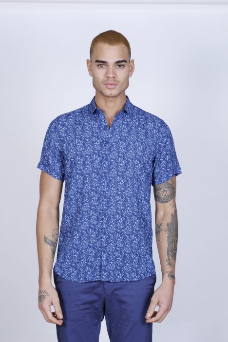 BAMBOO SHIRT IN NAVY BLUE, SHORT SLEEVES AND BUTTONS ON THE FRONT