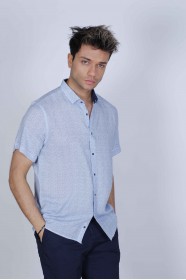 BAMBOO SHIRT IN WHITE- SAX BLUE, SHORT SLEEVES AND BUTTONS ON THE FRONT
