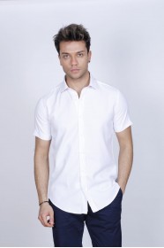 COTTON SHIRT, SHORT SLEEVES AND REGULAR FIT MOLD. WHITE