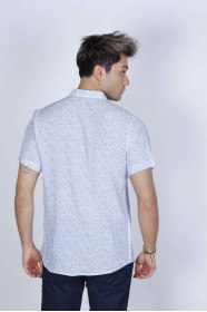 BAMBOO SHIRT SHORT SLEEVES AND BUTTONS ON THE FRONT. WHITE