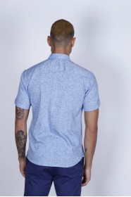 REGULAR-FIT COTTON SHIRT IN BLUE, SHORT SLEEVES AND BUTTONS ON THE FRONT.