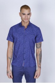 REGULAR-FIT COTTON SHIRT IN PARLIAMENT, SHORT SLEEVES AND BUTTONS ON THE FRONT.