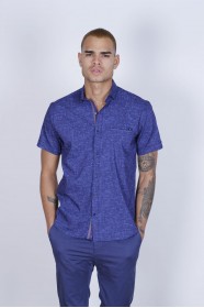 REGULAR-FIT COTTON SHIRT IN PARLIAMENT, SHORT SLEEVES AND BUTTONS ON THE FRONT.