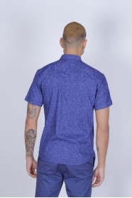 REGULAR-FIT COTTON SHIRT IN PARLIAMENT, SHORT SLEEVES AND BUTTONS ON THE FRONT.