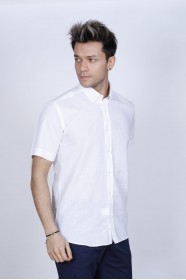 LINEN SHIRT IN WHITE COLOUR, SHORT SLEEVES, REGULAR FIT MOLD