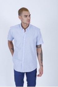 LINEN SHIRT IN ICE BLUE COLOUR, SHORT SLEEVES, REGULAR FIT MOLD