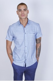 SPORT COTTON SHIRT IN WHITE COLORED, SHORT SLEEVE, SNAP-BUTTON ON THE FRONT.