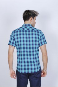 SLIM-FIT COTTON SHIRT IN MINT GREEN COLORED, SHORT SLEEVE, SNAP-BUTTON ON THE FRONT.
